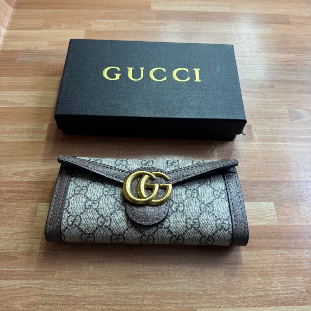 Wallet in box nwot